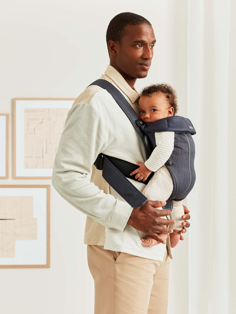 BABYBJÖRN Nosič Mini, Anthracite Mesh