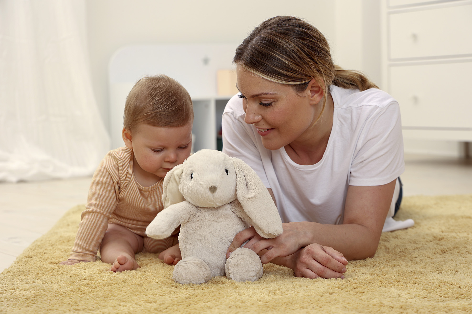 Cloud b®Love Light Buddies - Billy Bunny ™ Nočné svetielko s melódiou, Zajko, 0m+