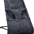 BABYBJÖRN Lehátko Bliss Anthracite Leopard mesh, čierna konštrukcia
