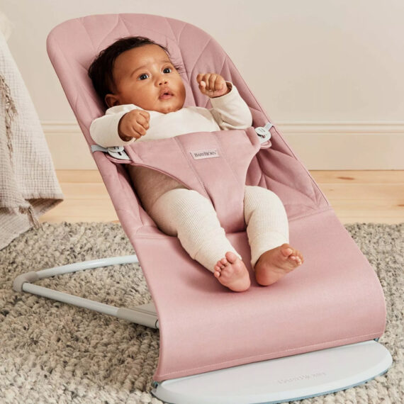 BABYBJÖRN Lehátko Bliss Dusty pink cotton Petal, svetlá šedá konštrukcia