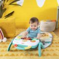 BRIGHT STARTS Deka na hranie 4v1 Groovin’ Kicks™ Tropical Safari™ 0m+