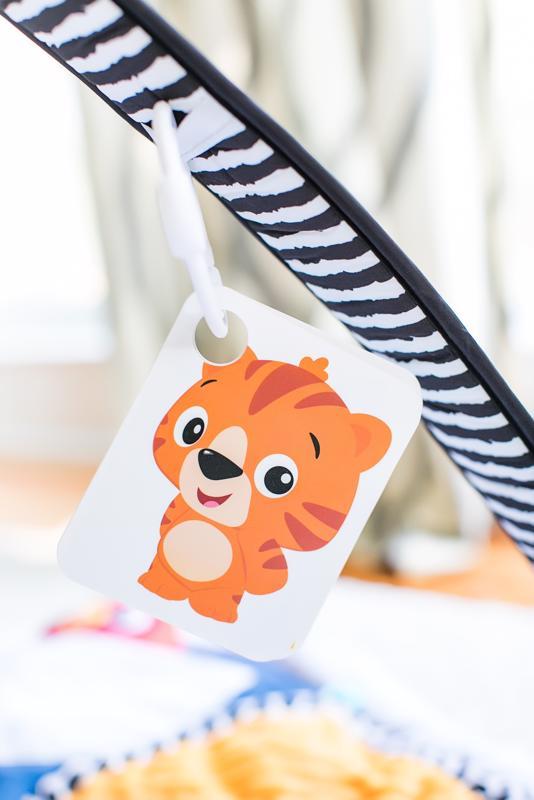 BABY EINSTEIN Deka na hranie svetelná Sensory Play Space extra veľká 0m+