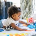 BABY EINSTEIN Deka na hranie svetelná Sensory Play Space extra veľká 0m+