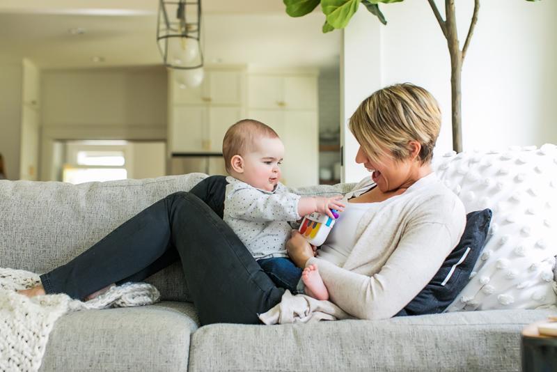 BABY EINSTEIN Klavír drevený mini Magic Touch HAPE 3m+