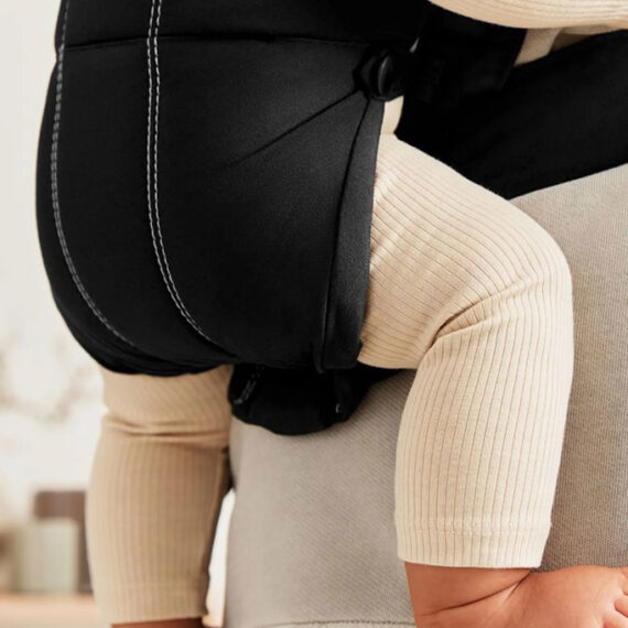 BABYBJÖRN Nosič Mini Woven, Black Cotton