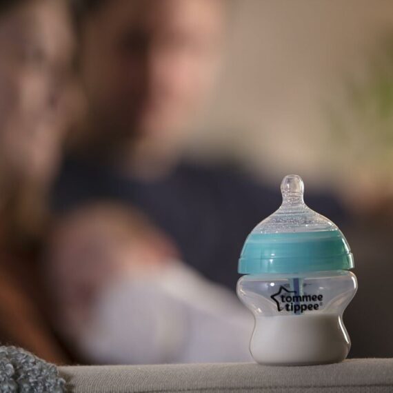 Tommee Tippee CTN Cumlík na flašu ADVANCED ANTI-COLIC, Stredný prietok 3m+, 2ks
