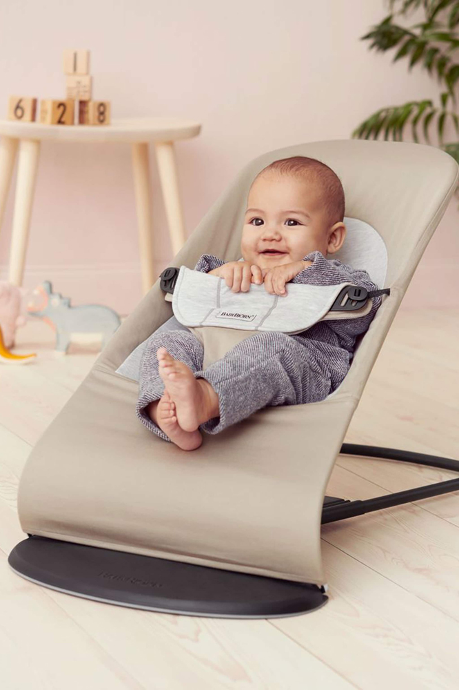 BABYBJÖRN Lehátko Balance Soft, Beige/Grey Jersey