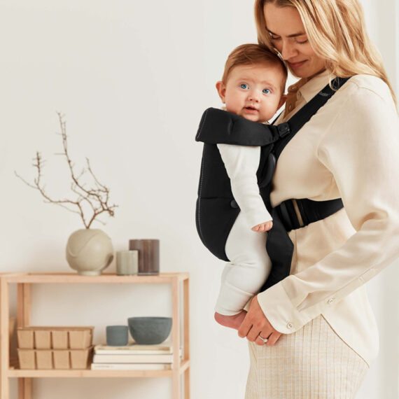 BABYBJÖRN Nosič Mini, Black Cotton