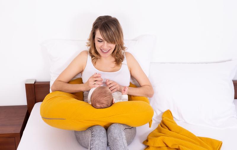 BABYMATEX Vankúš na dojčenie mušelínový Moon Horčicová 260 cm