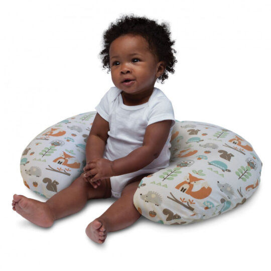 CHICCO Vankúš na dojčenie Boppy – Woodland