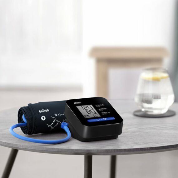 BRAUN EXACTFIT 1 BUA 5000 EUV1AM,  Ramenný tlakomer, čierny