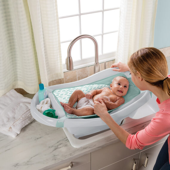 INGENUITY Vanička detská s ergonomickou podložkou Comfy Clean™ 0m+
