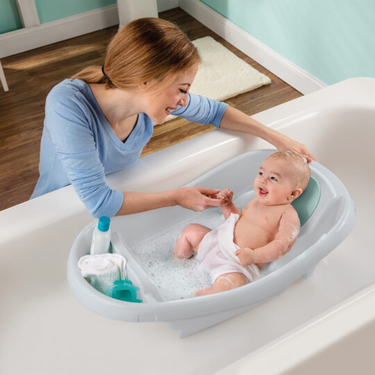 INGENUITY Vanička detská s ergonomickou podložkou Comfy Clean™ 0m+