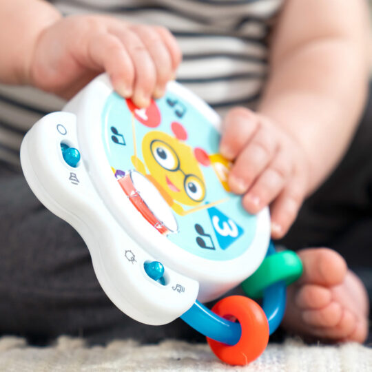 BABY EINSTEIN Hračka hudobná bubon Tiny Tempo™ 3m+