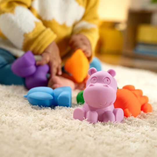 BRIGHT STARTS Hračka multisenzorická kocky set Cubes & Cuties™ 18ks, 3m+