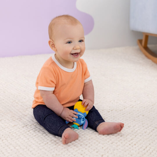 BRIGHT STARTS Hryzačka Stitch Tropical Teethe™ 0m+