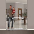 Dreambaby Kombinovaná súprava – bránka Chelsea (Š 97-106cm x V 75cm) + rozšírenie 9cm,18cm