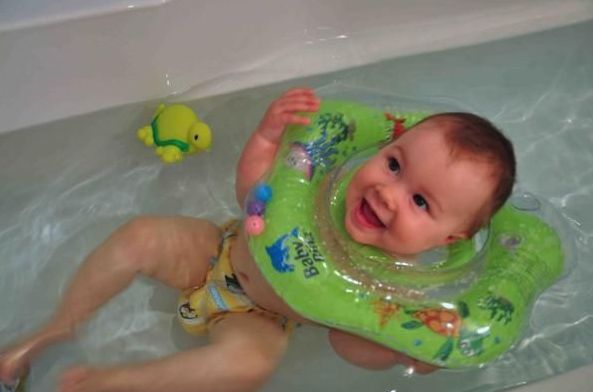 BABY RING Kruh na kúpanie 0-24 m – zelený
