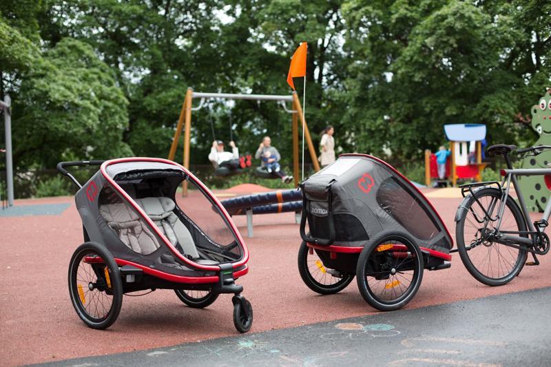 HAMAX Outback 2v1 – dvojmiestny vozík za bicykel vr. ramena + kočíkový set Grey/Red/Antracit poloh.