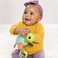 INFANTINO Závesná korytnačka Sensory
