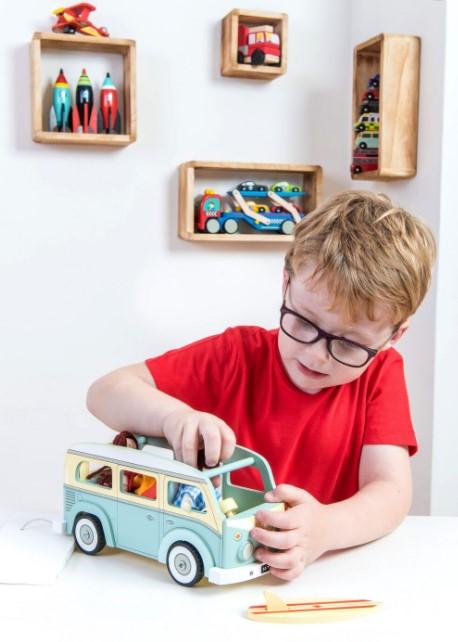 LE TOY VAN Autokaravan