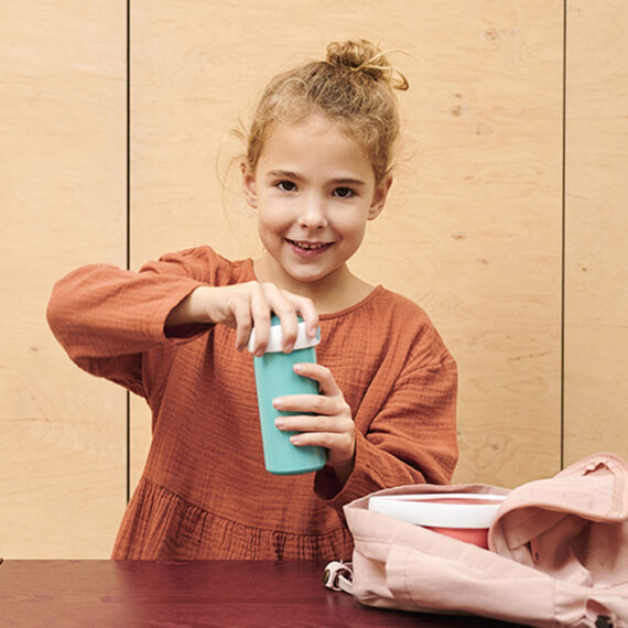 LITTLE DUTCH Fľaša na pitie 300 ml Kvety a motýle