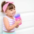 NUBY Hrnček netečúci 360° 300 ml, 6 m+ ružová / fialová