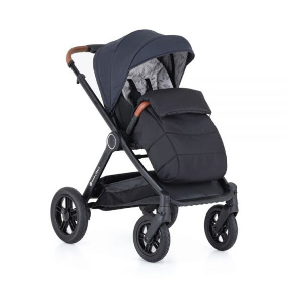 PETITE&MARS Kočík 2v1 Trails Anthracite Blue + PETITE&MARS Postieľka Koot – Lion Grey ZADARMO