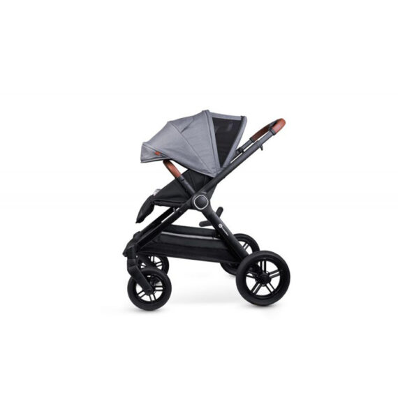 PETITE&MARS Kočík 2v1 Trails Ultimate Grey + PETITE&MARS Podložka na hranie Joy Max Giraffe ZADARMO