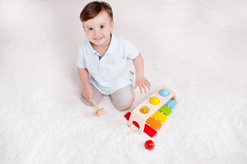 TEDDIES Zatĺkačka/Xylofón 2v1 s kladivkom s guľami drevená 12m+