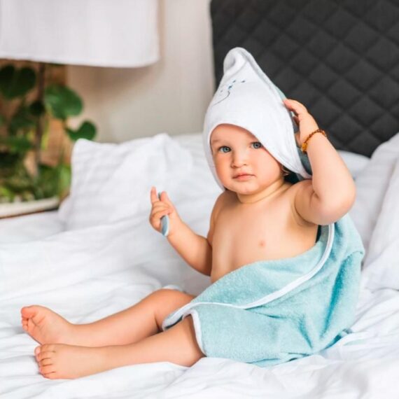 BABYONO Osuška s kapucňou froté modrá 100×100 cm