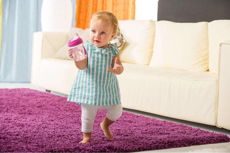 CHICCO Hrnček Trénujeme s držadlami 200 ml zelený 6m+
