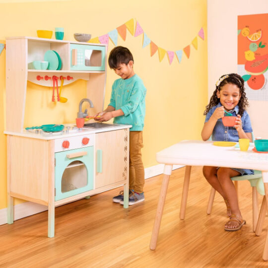 B.TOYS Kuchynka drevená Mini Chef