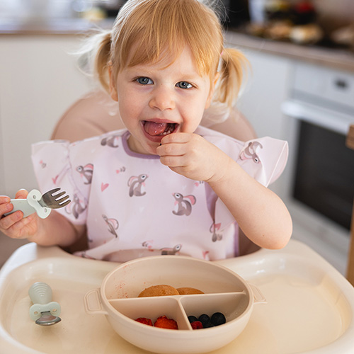 BABYONO Príbor detský so zábranou modrý 12m+