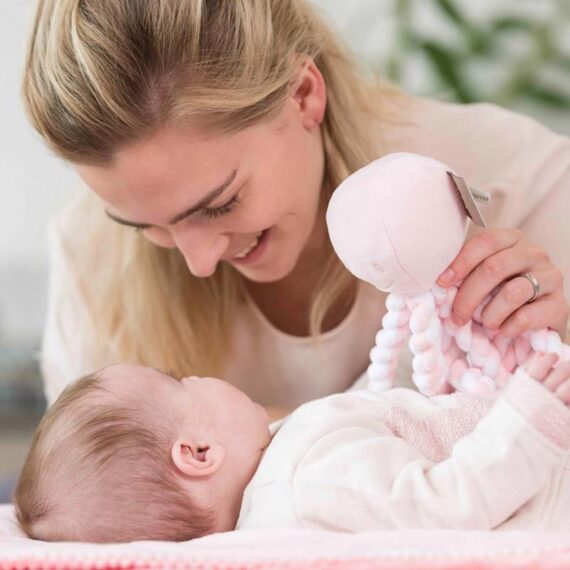 NATTOU Prvá hračka pre bábätka chobotnička PIU PIU Lapidou light pink 0m+