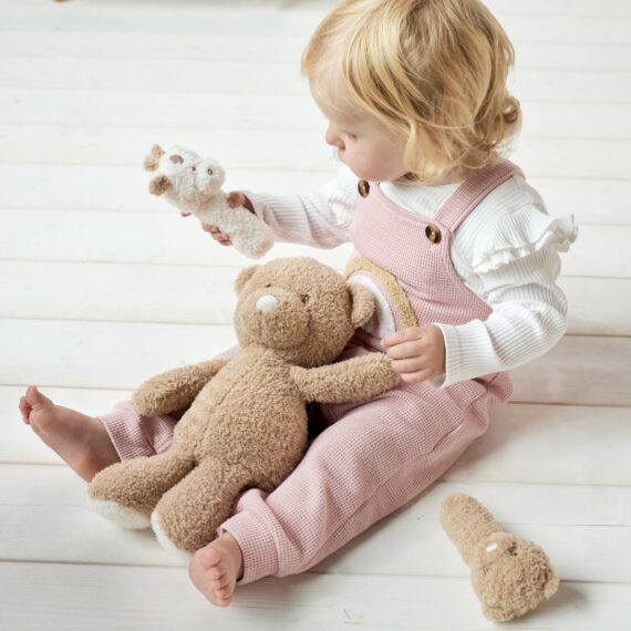 NATTOU Hračka plyšová hrkálka Teddy žirafa 14 cm, 0m+