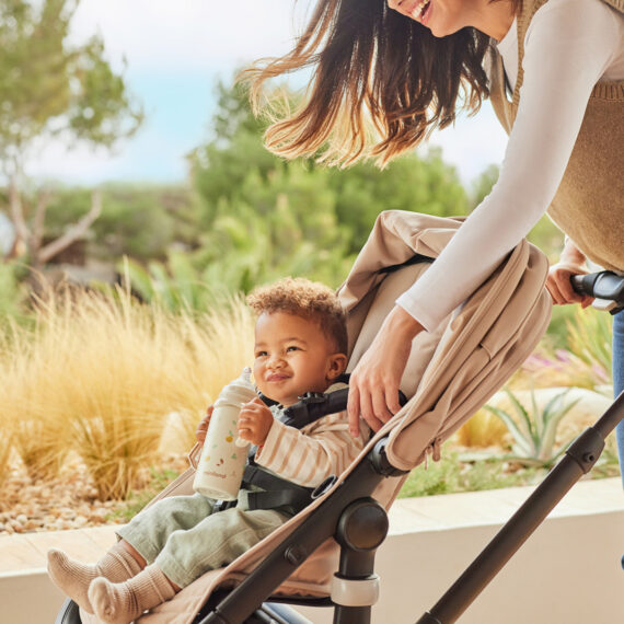 Miniland Valencia Termo dojčenská fľaša z nerezovej ocele s cumlíkom, 240 ml