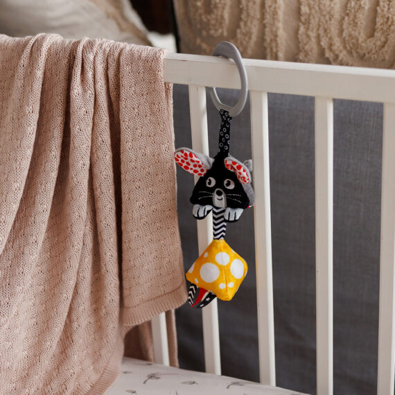 BABYONO Hračka závesná kontrastná na C krúžku Mouse 0 m+