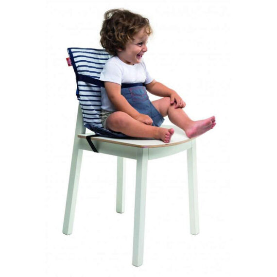 BabyToLove Látková cestovná stolička s navlečením na opierku – Modré pruhy