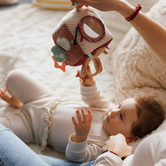 BABYONO Kocka sensorická Rabbit Karo 0m+