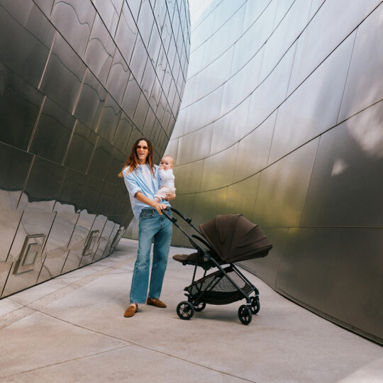 CYBEX Športový kočík Melio Carbon Almond Beige Gold