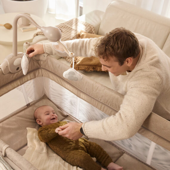 KINDERKRAFT Postieľka cestovná Leody Up Grey
